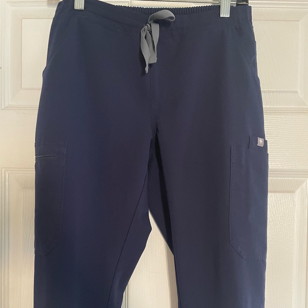 FIGS Yola Scrub pants, Navy, size small